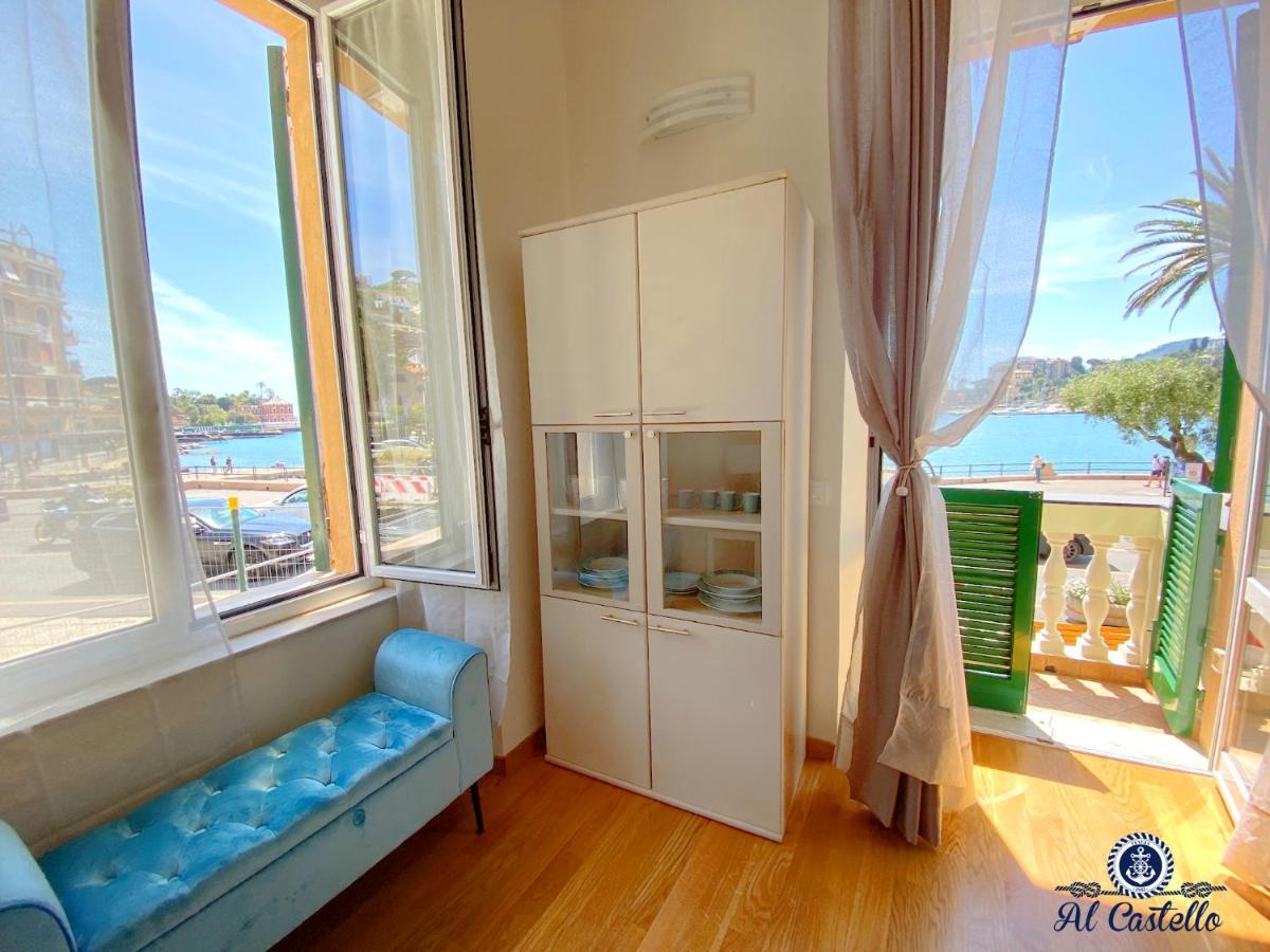 Ferienwohnung Al Castello-Vista Mare -Romantico E Centrale A 20 Metri Dal Mare-Toll Parking At 15 Euro Per Day To Be Booked In Advance -Subject To Availability Rapallo Exterior foto