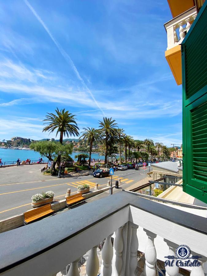 Ferienwohnung Al Castello-Vista Mare -Romantico E Centrale A 20 Metri Dal Mare-Toll Parking At 15 Euro Per Day To Be Booked In Advance -Subject To Availability Rapallo Exterior foto