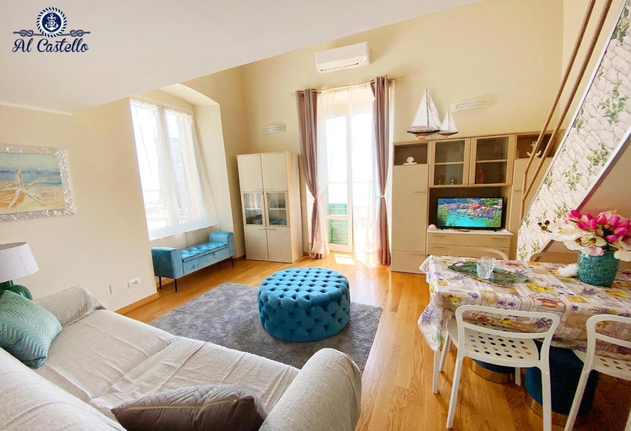 Ferienwohnung Al Castello-Vista Mare -Romantico E Centrale A 20 Metri Dal Mare-Toll Parking At 15 Euro Per Day To Be Booked In Advance -Subject To Availability Rapallo Exterior foto