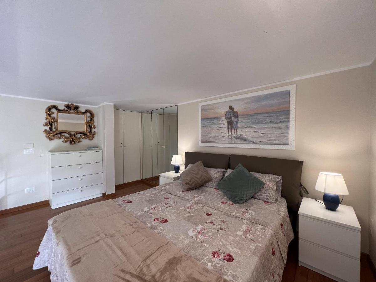 Ferienwohnung Al Castello-Vista Mare -Romantico E Centrale A 20 Metri Dal Mare-Toll Parking At 15 Euro Per Day To Be Booked In Advance -Subject To Availability Rapallo Exterior foto