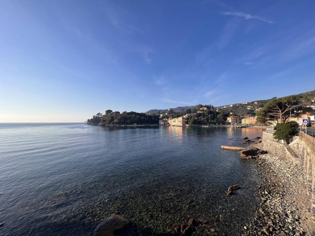 Ferienwohnung Al Castello-Vista Mare -Romantico E Centrale A 20 Metri Dal Mare-Toll Parking At 15 Euro Per Day To Be Booked In Advance -Subject To Availability Rapallo Exterior foto